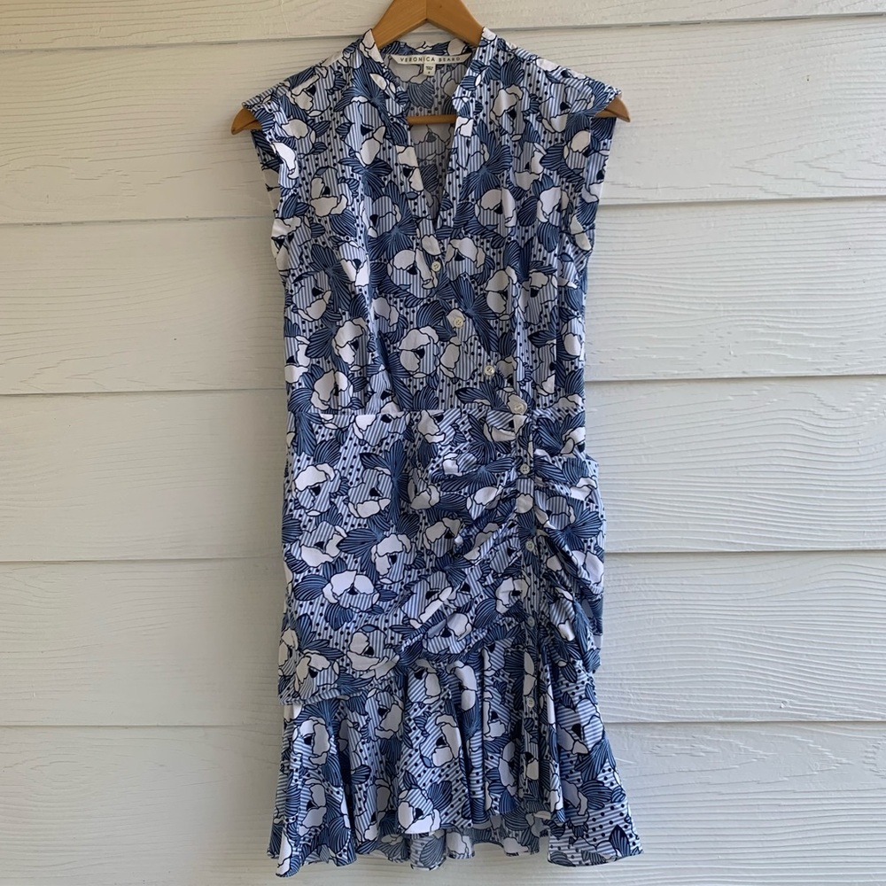 Veronica Beard blue floral fountain dress size 6 button front ruching V-neck